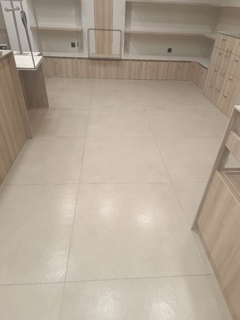 nettoyage des sols fin de chantier magasin Dalery Fenouillet